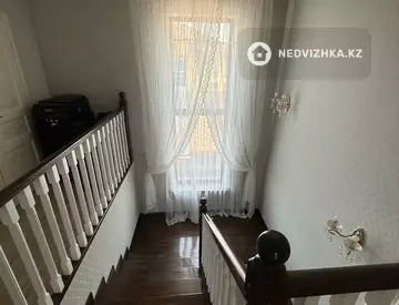 6-комнатный дом, 6 соток, 250 м², миниатюра 4