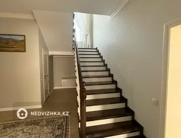 6-комнатный дом, 6 соток, 250 м², миниатюра 5
