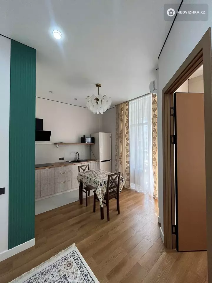 2-комнатная квартира, этаж 8 из 12, 45 м², На длительный срок, фотография 2