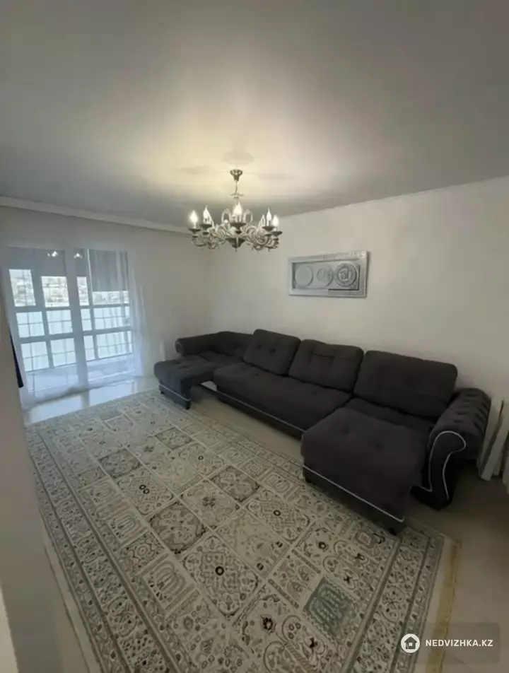 3-комнатная квартира, этаж 15 из 16, 83 м², фотография 2