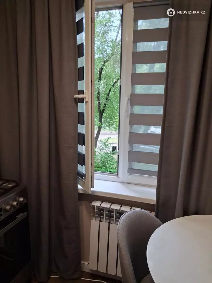 1-комнатная квартира, этаж 2 из 5, 33 м², фотография 2