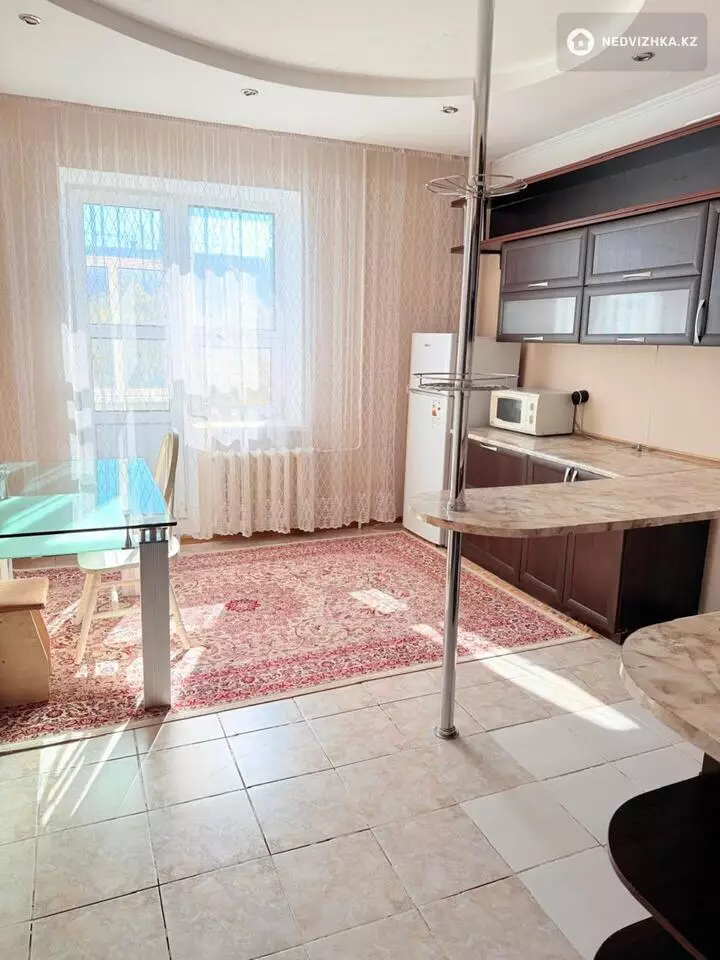 1-комнатная квартира, этаж 1 из 3, 46 м², фотография 3