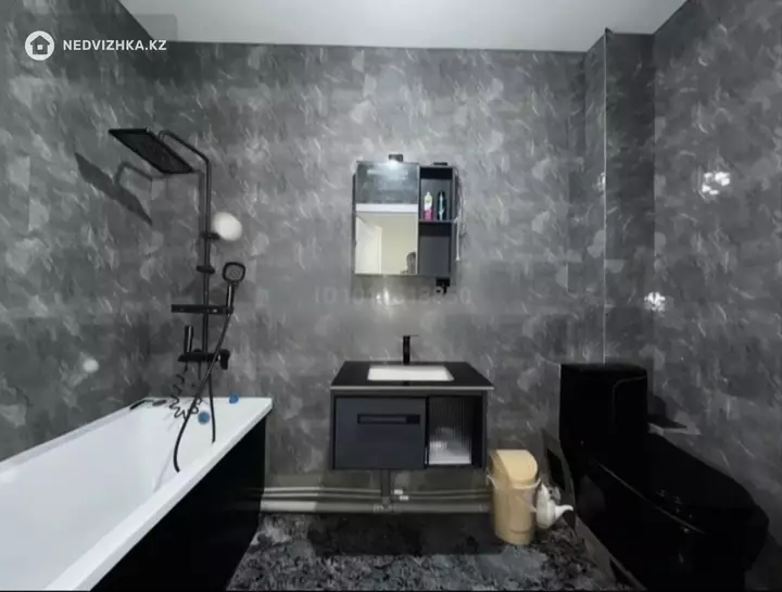 2-комнатная квартира, этаж 1 из 2, 38 м²