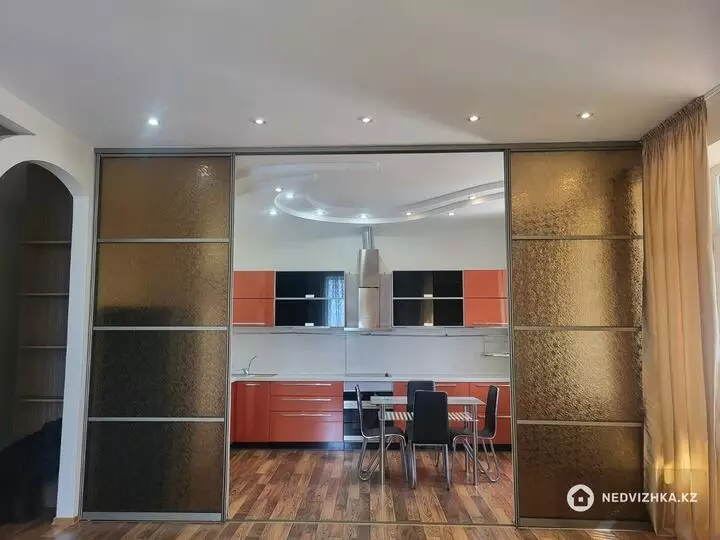 2-бөлмелі пәтер, қабат 9 барлық қабат саны 17, 84 м², На длительный срок