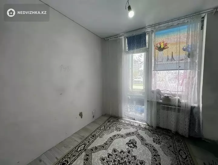 2-комнатная квартира, этаж 1 из 14, 38 м², фотография 5