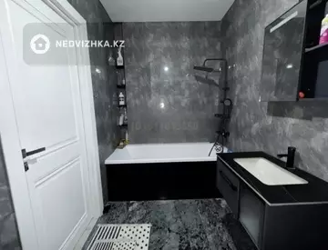 2-комнатная квартира, этаж 1 из 14, 38 м², миниатюра 6