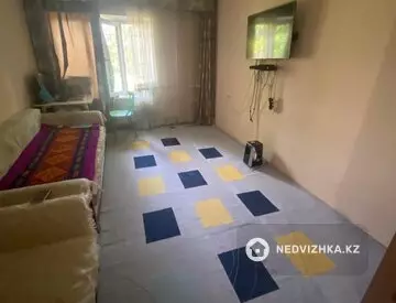 3-комнатная квартира, этаж 1 из 5, 67 м²