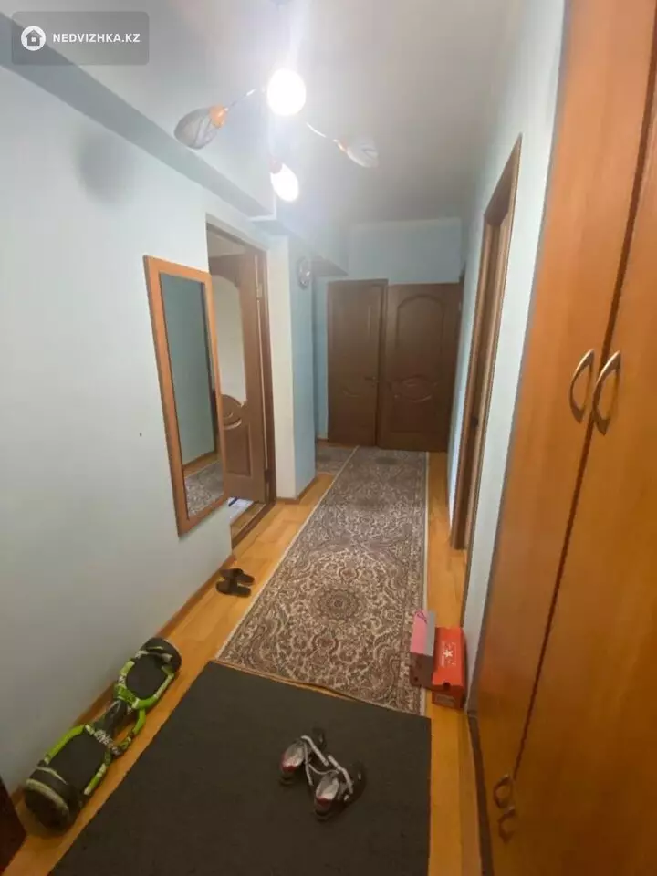 3-комнатная квартира, этаж 1 из 5, 67 м², фотография 4