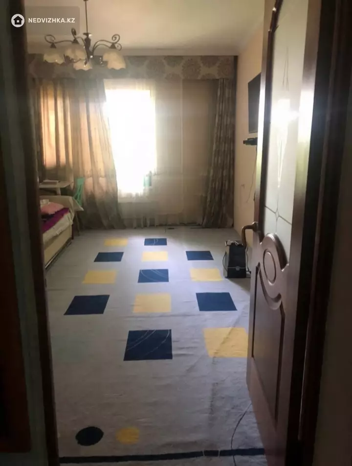 3-комнатная квартира, этаж 1 из 5, 67 м², фотография 5