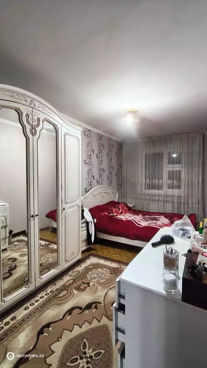 2-комнатная квартира, этаж 1 из 3, 44 м²