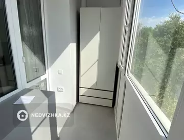 1-комнатная квартира, этаж 4 из 5, 36 м², На длительный срок