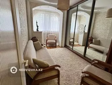 4-комнатная квартира, этаж 2 из 5, 103 м², На длительный срок, миниатюра 7