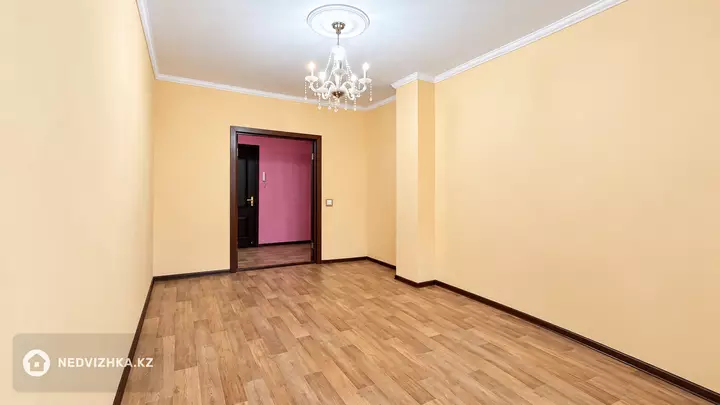 1-комнатная квартира, этаж 17 из 18, 52 м²