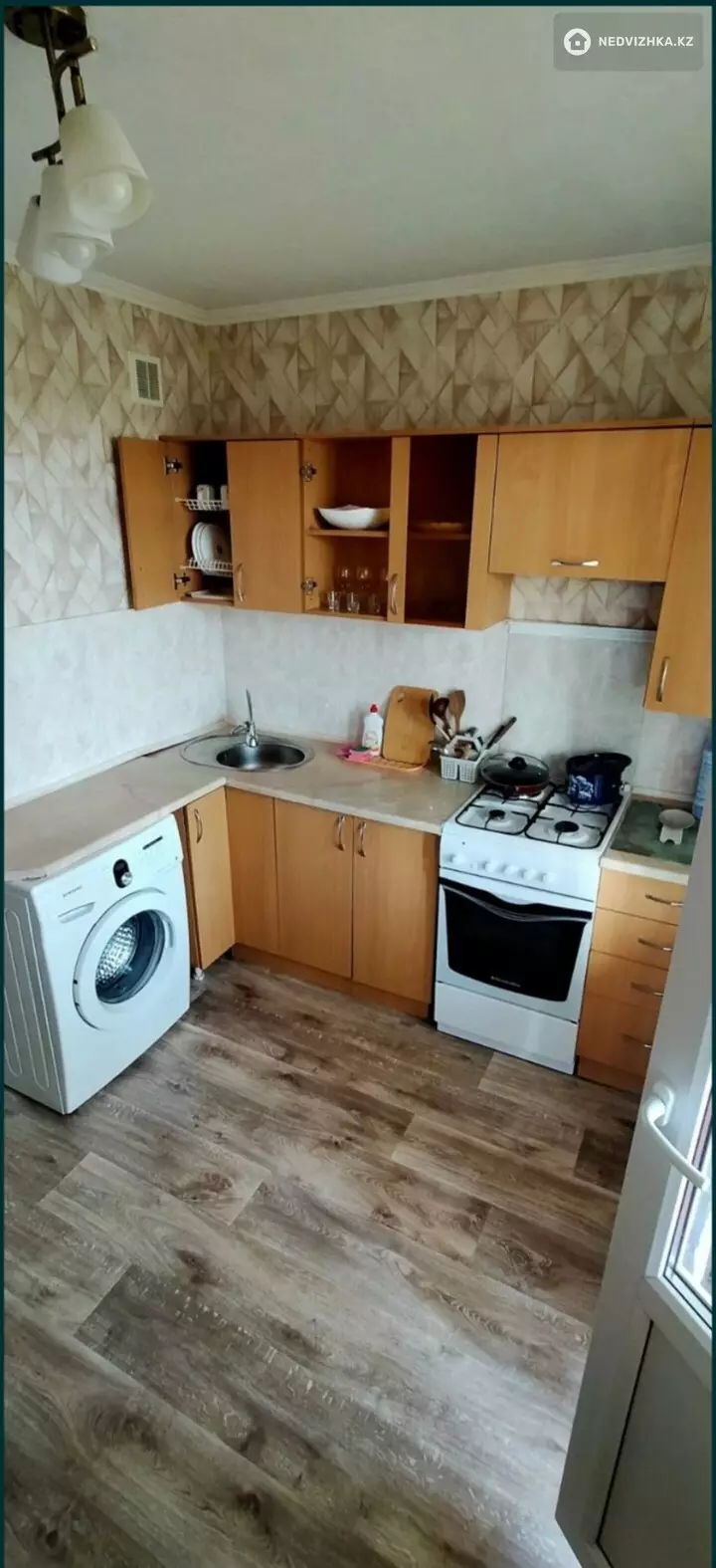 1-комнатная квартира, этаж 5 из 9, 35 м², На длительный срок, фотография 2