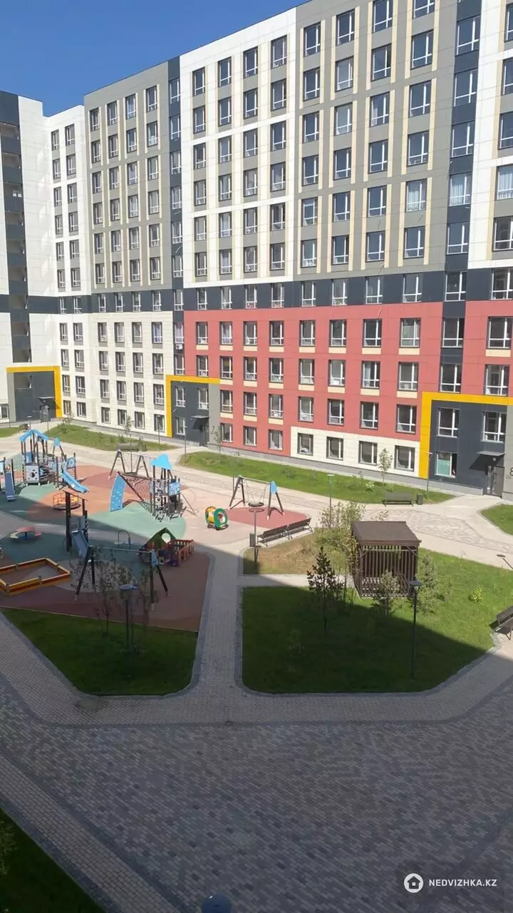 4-комнатная квартира, этаж 5 из 9, 116 м², На длительный срок, фотография 4