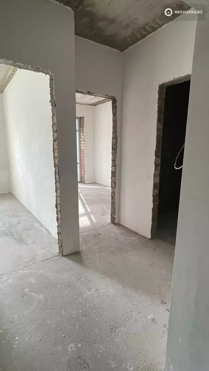 1-комнатная квартира, этаж 1 из 6, 42 м², фотография 5
