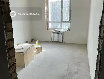 1-комнатная квартира, этаж 1 из 6, 42 м², миниатюра 8