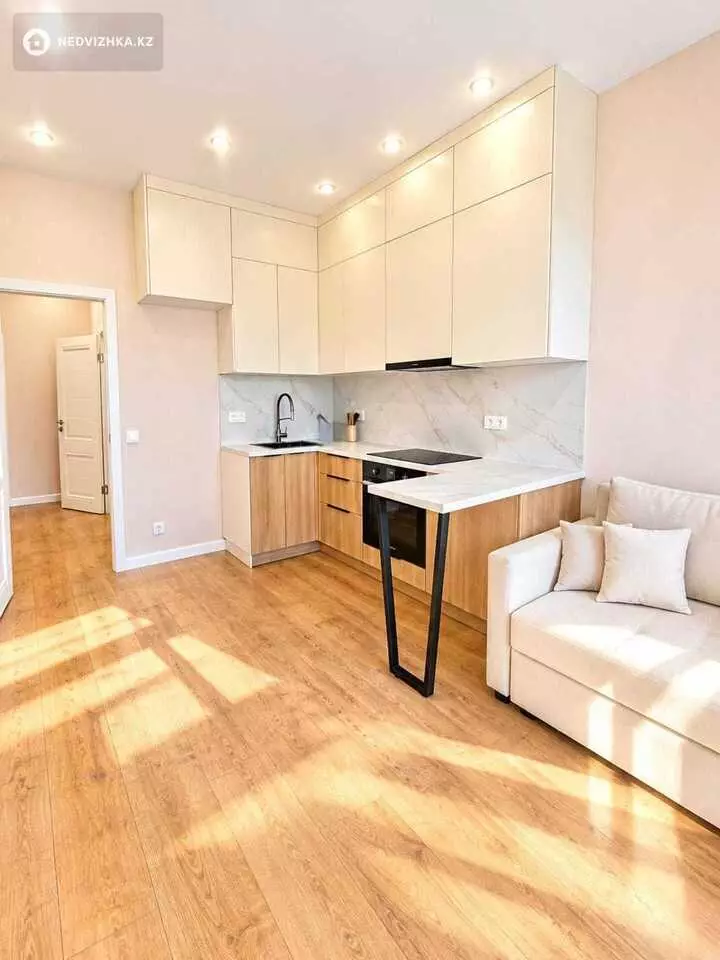 1-комнатная квартира, этаж 8 из 12, 40 м²