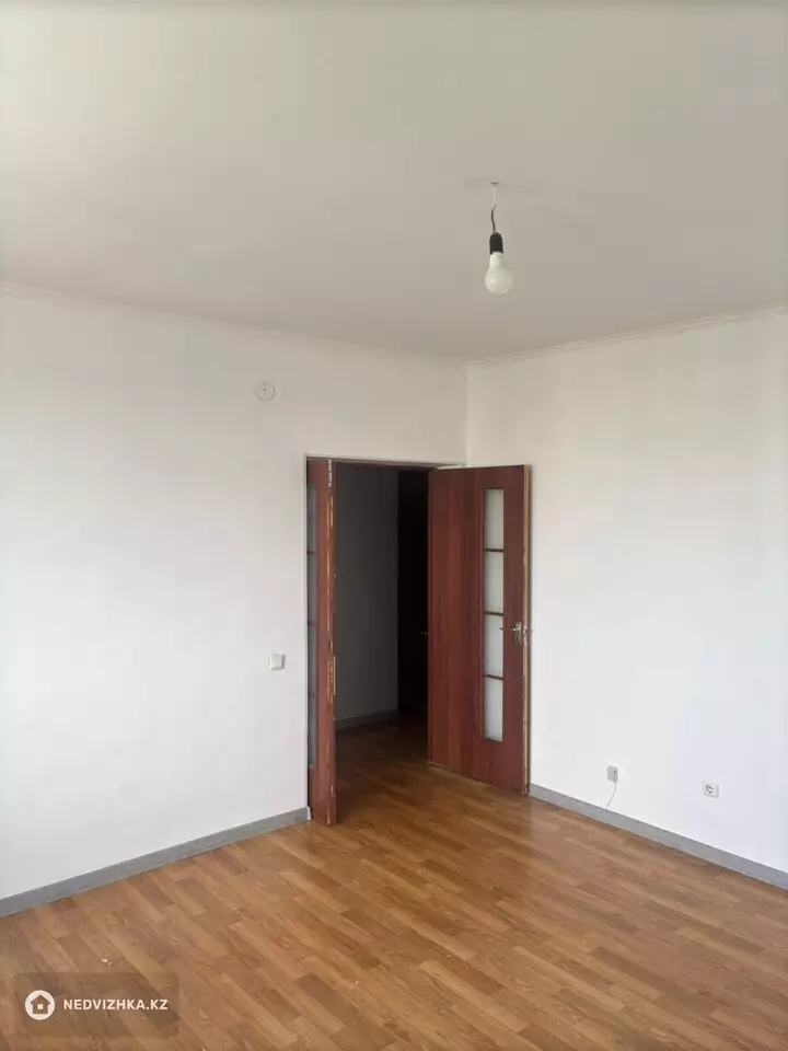 1-комнатная квартира, этаж 9 из 9, 44 м², фотография 5