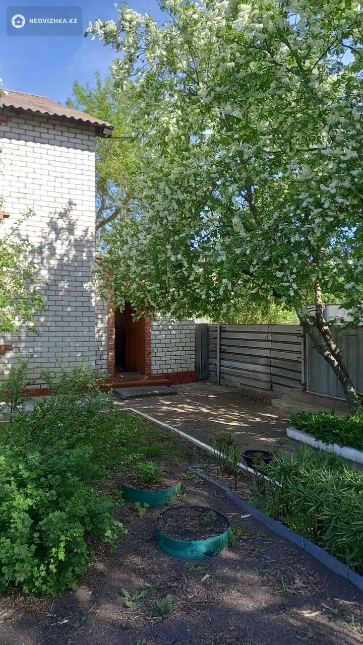 5-комнатный дом, 10 соток, 250 м², фотография 3