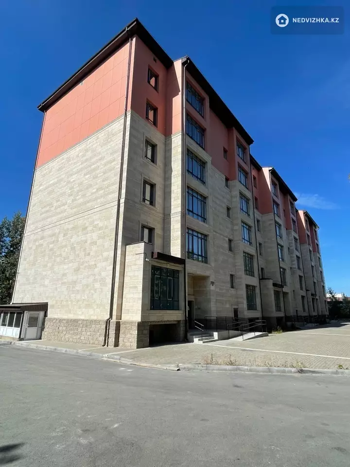 2-комнатная квартира, этаж 5 из 6, 65 м², фотография 3
