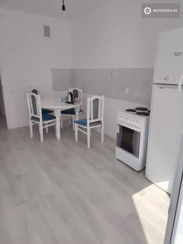 1-бөлмелі пәтер, қабат 3 барлық қабат саны 9, 50 м², На длительный срок, 3-фотосурет