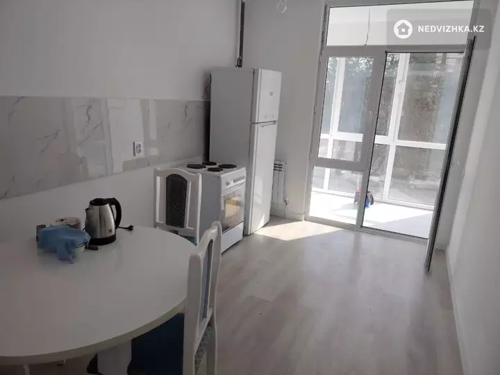 1-бөлмелі пәтер, қабат 3 барлық қабат саны 9, 50 м², На длительный срок