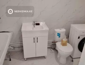 1-бөлмелі пәтер, қабат 3 барлық қабат саны 9, 50 м², На длительный срок, 4-нобай