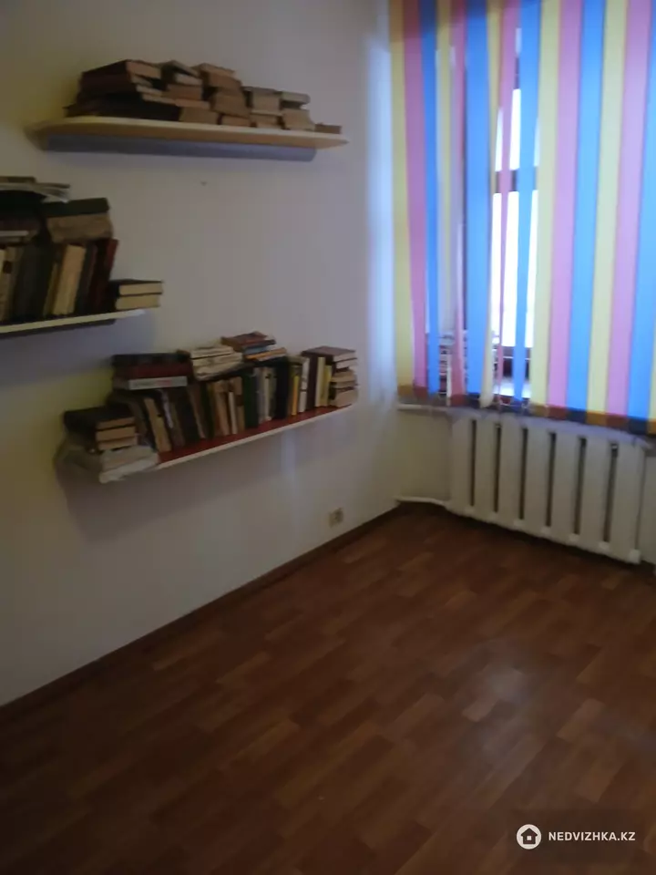 3-бөлмелі пәтер, қабат 2 барлық қабат саны 6, 80 м²