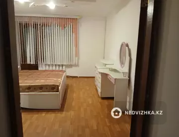 3-комнатная квартира, этаж 2 из 6, 80 м², миниатюра 10