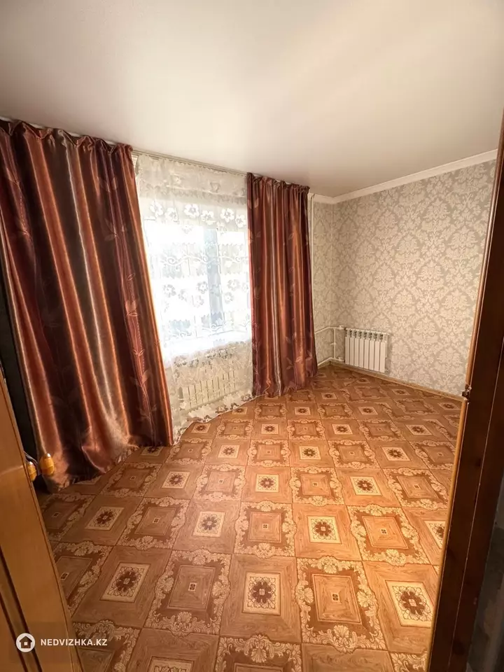 3-комнатная квартира, этаж 3 из 5, 52 м², фотография 3