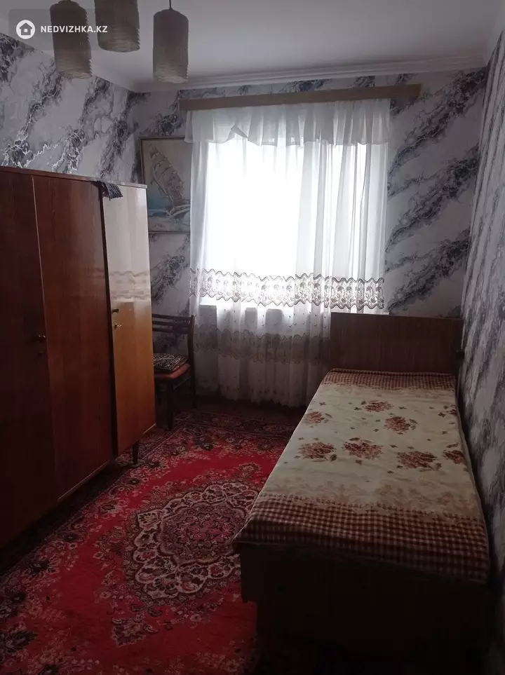 2-комнатная квартира, этаж 5 из 5, 43 м², фотография 3