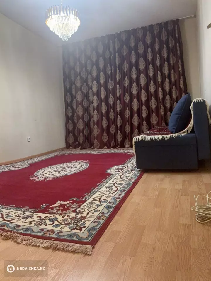 2-комнатная квартира, этаж 1 из 12, 58 м², На длительный срок, фотография 3