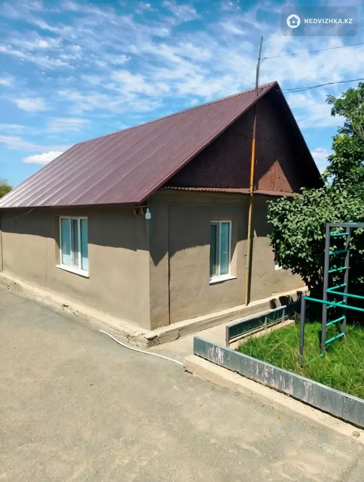 4-комнатный дом, 5 соток, 100 м²