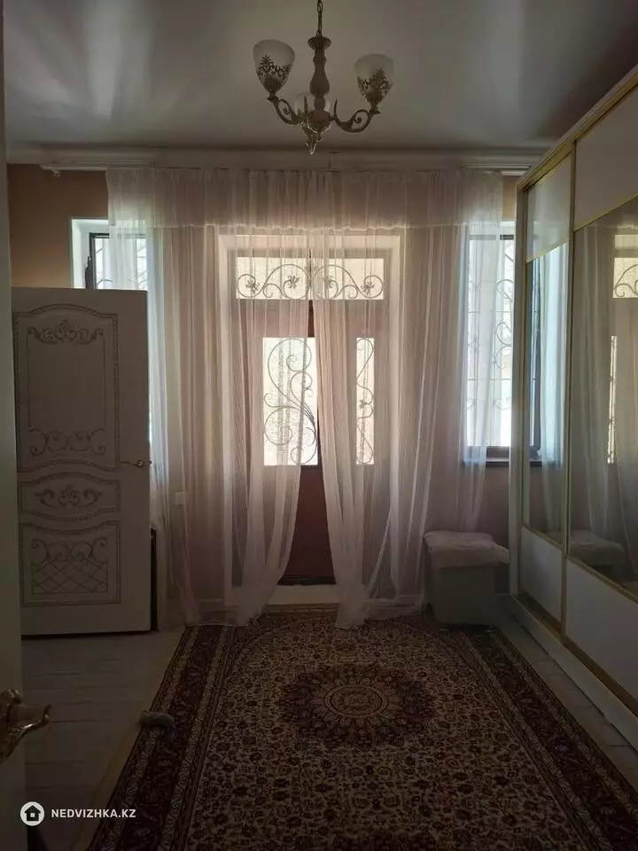 5-комнатный дом, 8 соток, 200 м², фотография 5