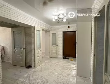 3-бөлмелі пәтер, қабат 3 барлық қабат саны 9, 80 м², 5-нобай