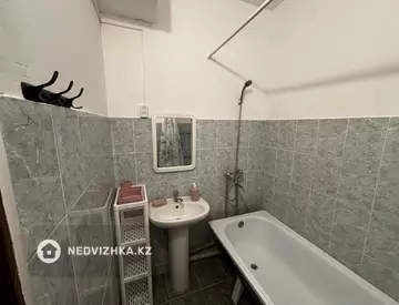 2-комнатная квартира, этаж 1 из 5, 54 м², На длительный срок, миниатюра 3