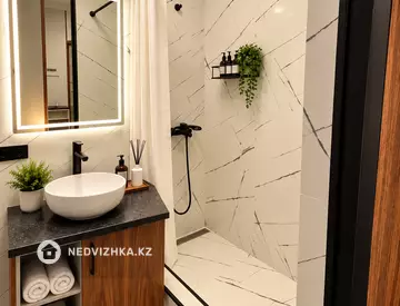 2-комнатная квартира, этаж 12 из 12, 43 м², Посуточно, миниатюра 9