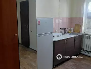 1-комнатная квартира, этаж 2 из 2, 40 м², На длительный срок, миниатюра 2