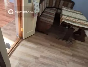 2-комнатная квартира, этаж 1 из 2, 50 м², На длительный срок