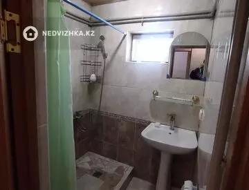 2-комнатная квартира, этаж 1 из 2, 50 м², На длительный срок, миниатюра 8