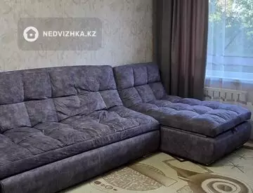 2-комнатная квартира, этаж 4 из 5, 45 м², миниатюра 6