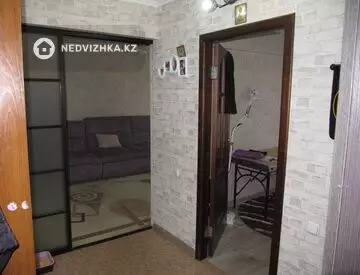 2-комнатная квартира, этаж 4 из 5, 45 м², миниатюра 7