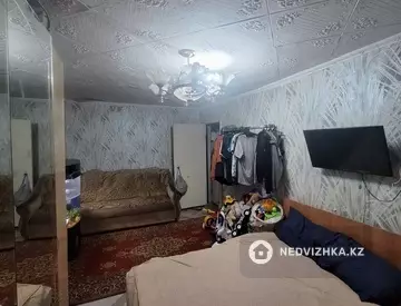 2-комнатная квартира, этаж 5 из 5, 47 м², миниатюра 1