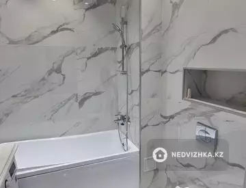1-комнатная квартира, этаж 7 из 12, 52 м², На длительный срок, миниатюра 5