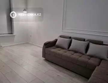 1-комнатная квартира, этаж 7 из 12, 52 м², На длительный срок, миниатюра 7