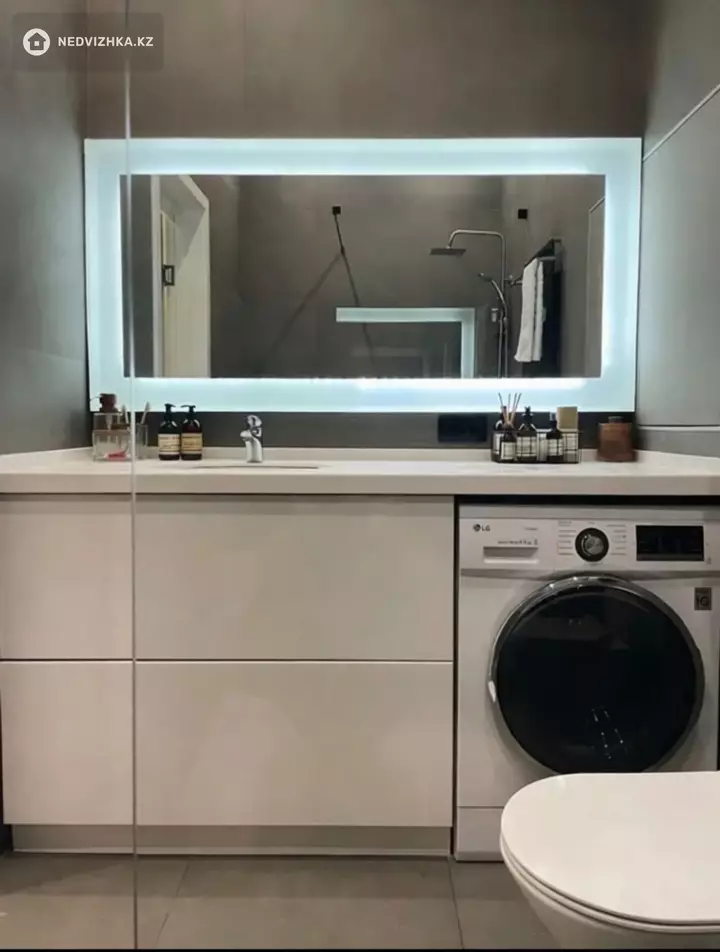 2-комнатная квартира, этаж 3 из 10, 55 м², фотография 3