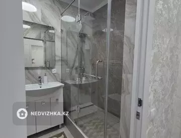 2-бөлмелі пәтер, қабат 5 барлық қабат саны 9, 44 м², На длительный срок, 5-нобай