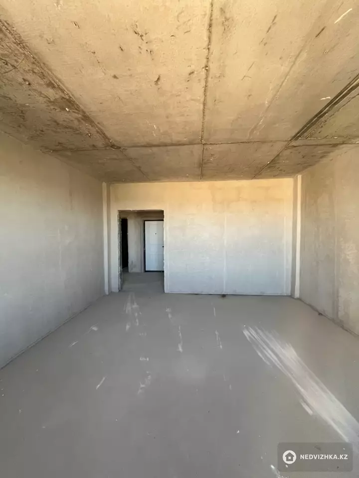 3-комнатная квартира, этаж 6 из 9, 96 м²