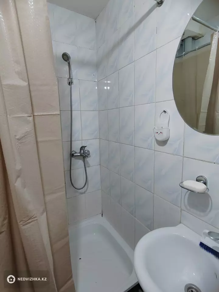 1-комнатная квартира, этаж 2 из 2, 19 м², фотография 4